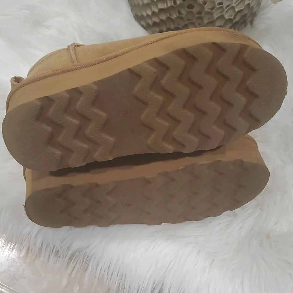 Cushion aire Tan Wedge Winter Boots - Picture 10 of 16